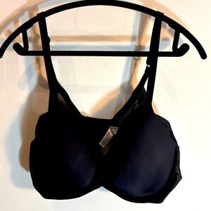 WACOAL Sz 40D Bra Padded Underwire Sheer Criss Cross Panels Adjustable Straps